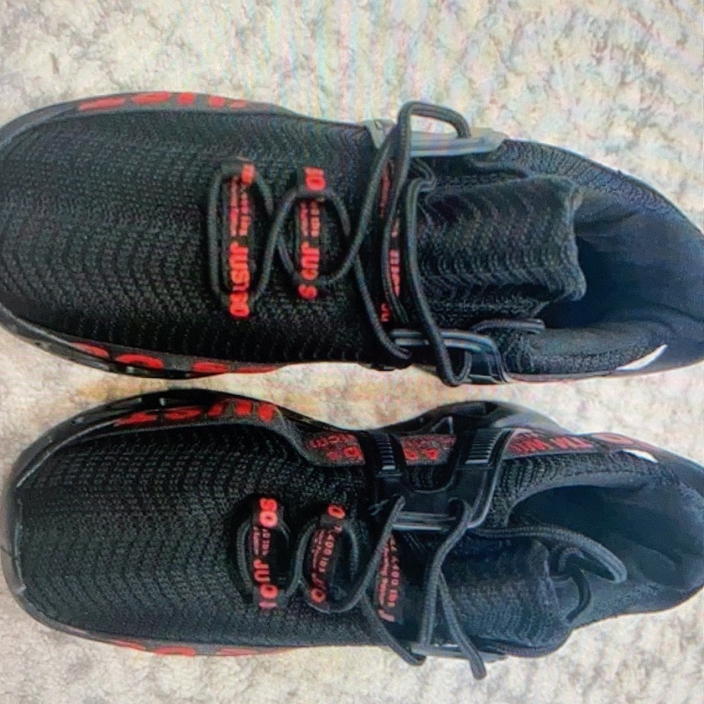 Size 37 running shoes